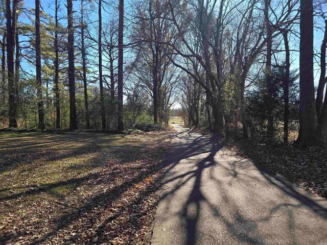 106 Honeysuckle Lane, Helena, AR 72342