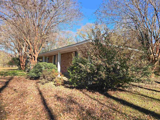 106 Honeysuckle Lane, Helena, AR 72342