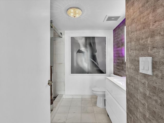 665 NE 25th Street 2403, Miami, FL 33137