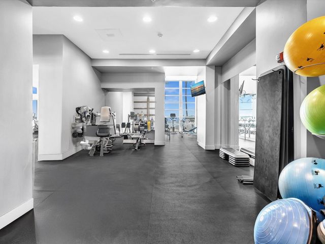 665 NE 25th Street 2403, Miami, FL 33137