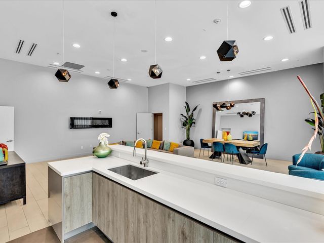 665 NE 25th Street 2403, Miami, FL 33137