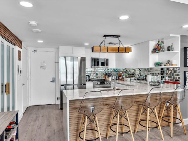 665 NE 25th Street 2403, Miami, FL 33137