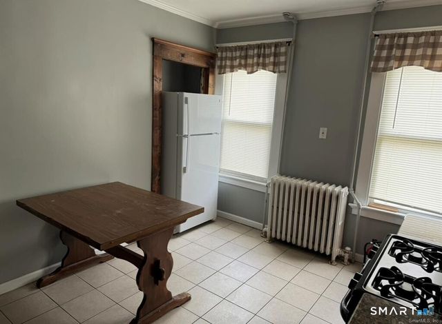 352 Elm Street 1st fl., West Haven, CT 06516