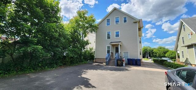 352 Elm Street 1st fl., West Haven, CT 06516