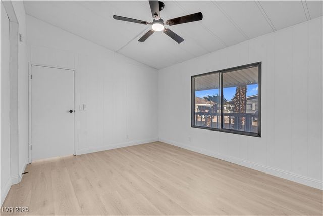 3421 Ewa Beach Drive, Las Vegas, NV 89122