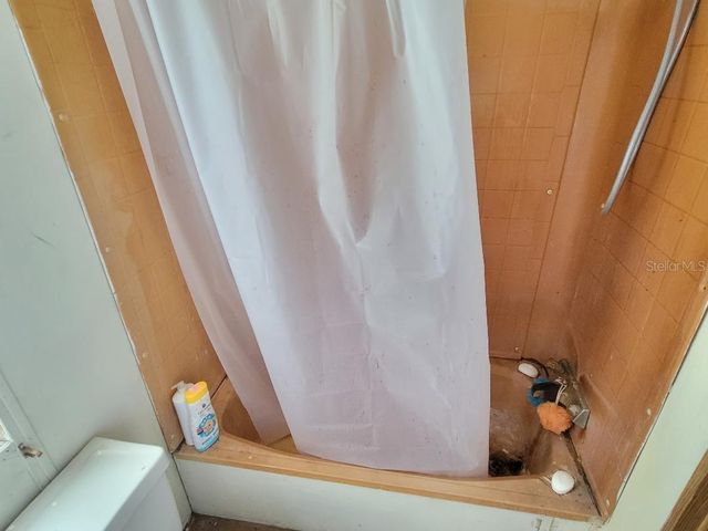 5345 TOPEKA AVENUE, St Cloud, FL 34773