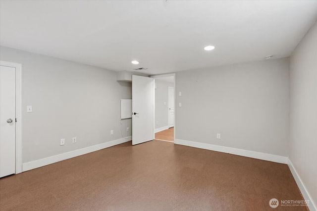 1828 NE Ravenna Boulevard, Seattle, WA 98105