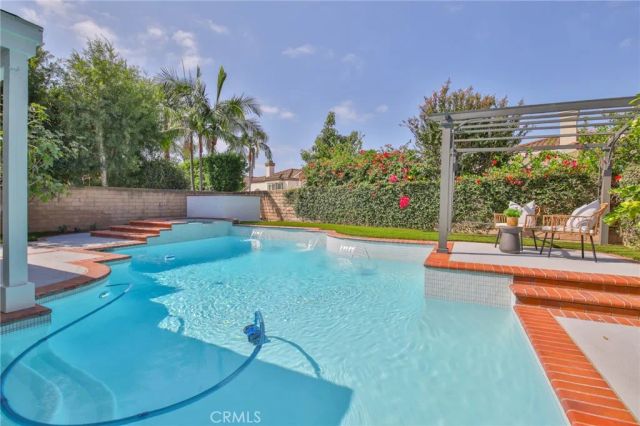 2162 Sonbria, Tustin, CA 92782