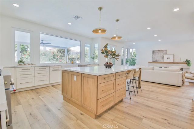 2162 Sonbria, Tustin, CA 92782