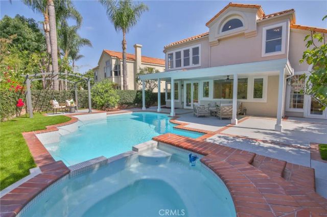 2162 Sonbria, Tustin, CA 92782