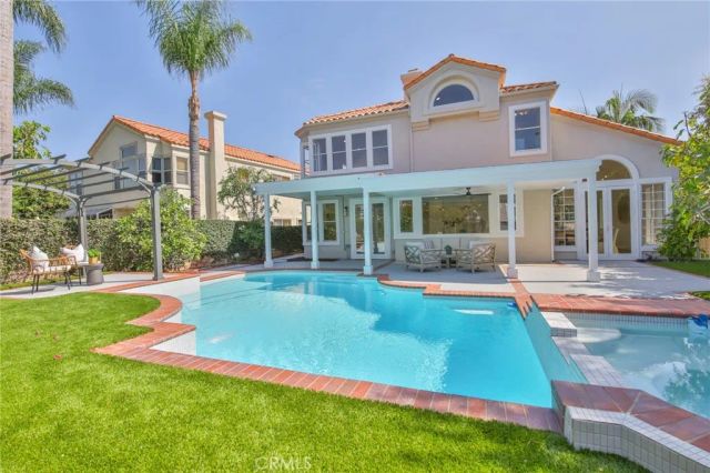 2162 Sonbria, Tustin, CA 92782