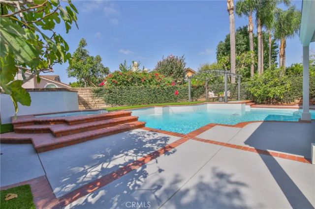 2162 Sonbria, Tustin, CA 92782