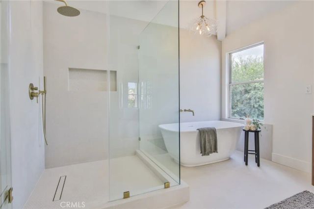 2162 Sonbria, Tustin, CA 92782