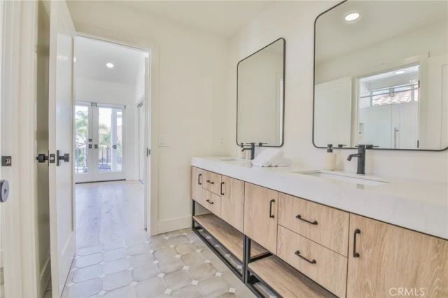 2162 Sonbria, Tustin, CA 92782
