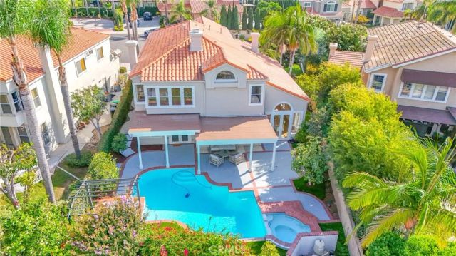 2162 Sonbria, Tustin, CA 92782