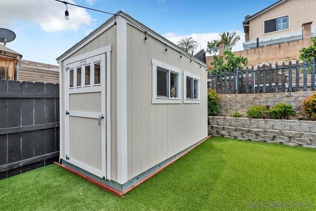 8969 New Seabury Drive, Santee, CA 92071