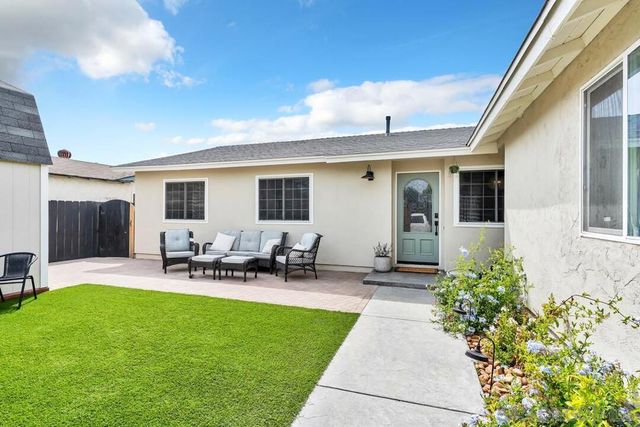 8969 New Seabury Drive, Santee, CA 92071