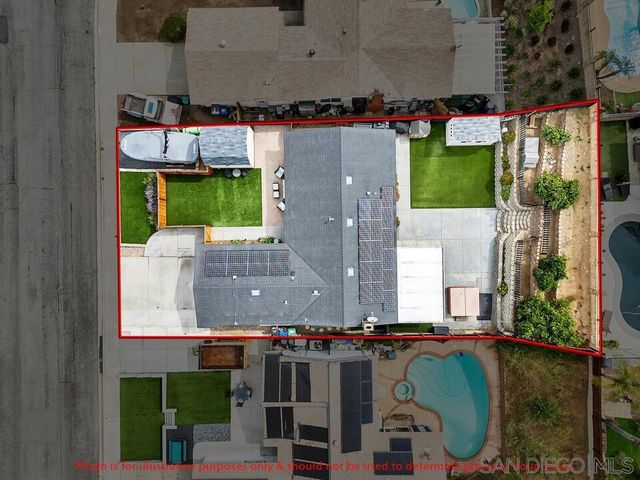 8969 New Seabury Drive, Santee, CA 92071