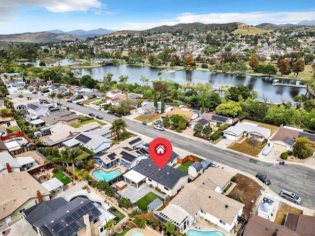 8969 New Seabury Drive, Santee, CA 92071