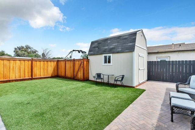 8969 New Seabury Drive, Santee, CA 92071