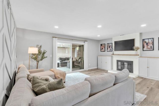 8969 New Seabury Drive, Santee, CA 92071