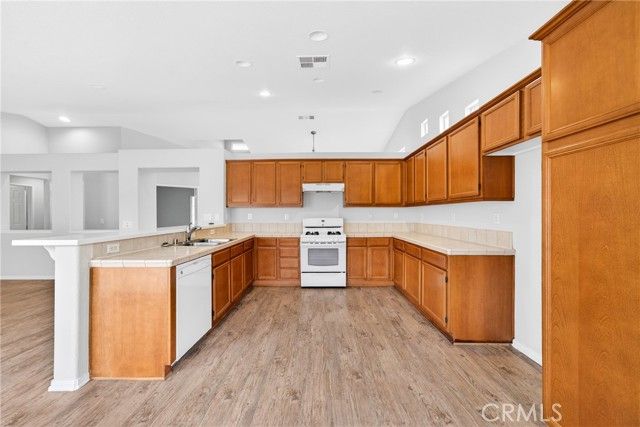 2018 E Jenner, Lancaster, CA 93535