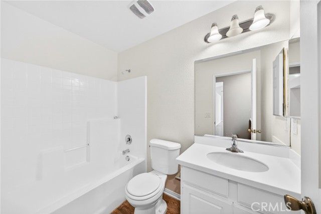 2018 E Jenner, Lancaster, CA 93535