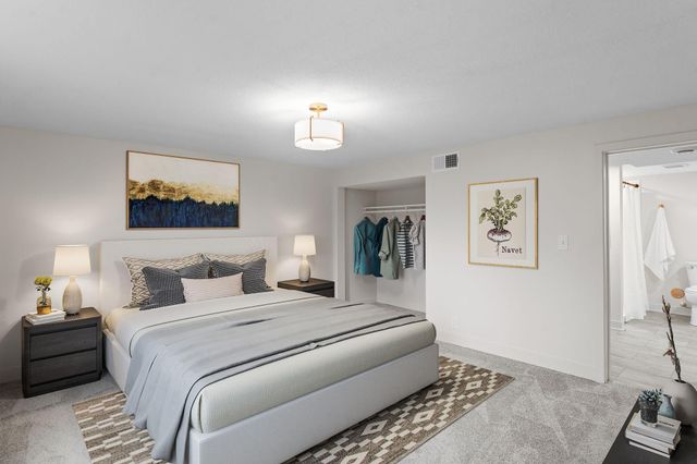 6667 Moorland Drive, Eden Prairie, MN 55346