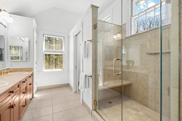 39 Church St, Weston, MA 02493