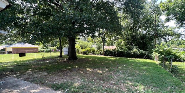 389 W MITCHELL RD, Memphis, TN 38109