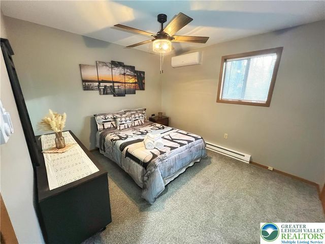 32 Bear Lane, Penn Forest Twp, PA 18229