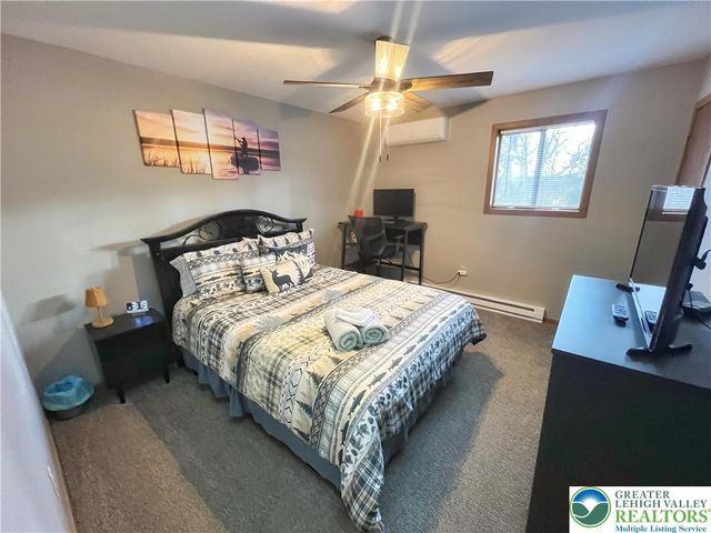 32 Bear Lane, Penn Forest Twp, PA 18229