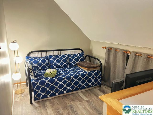 32 Bear Lane, Penn Forest Twp, PA 18229