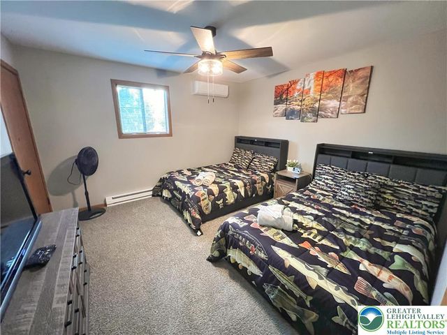 32 Bear Lane, Penn Forest Twp, PA 18229