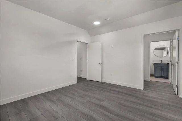 10882 Dora Street, Sun Valley, CA 91352