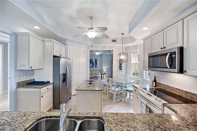 7832 Hawthorne DR 1901, Naples, FL 34113