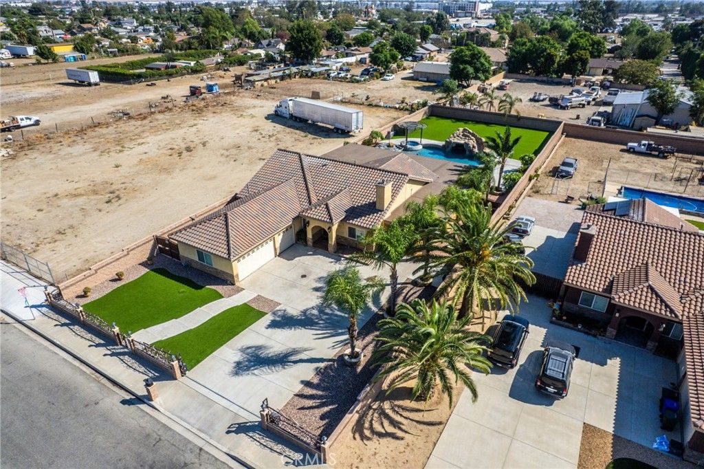 18369 El Molino Street, Bloomington, CA 92316 — photo 4