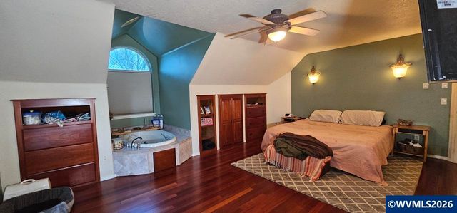 4986 Rebecca St NE, Salem, OR 97305