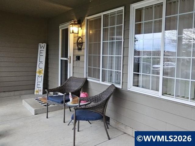 4986 Rebecca St NE, Salem, OR 97305