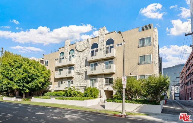 1160 Granville Avenue 108, Los Angeles, CA 90049