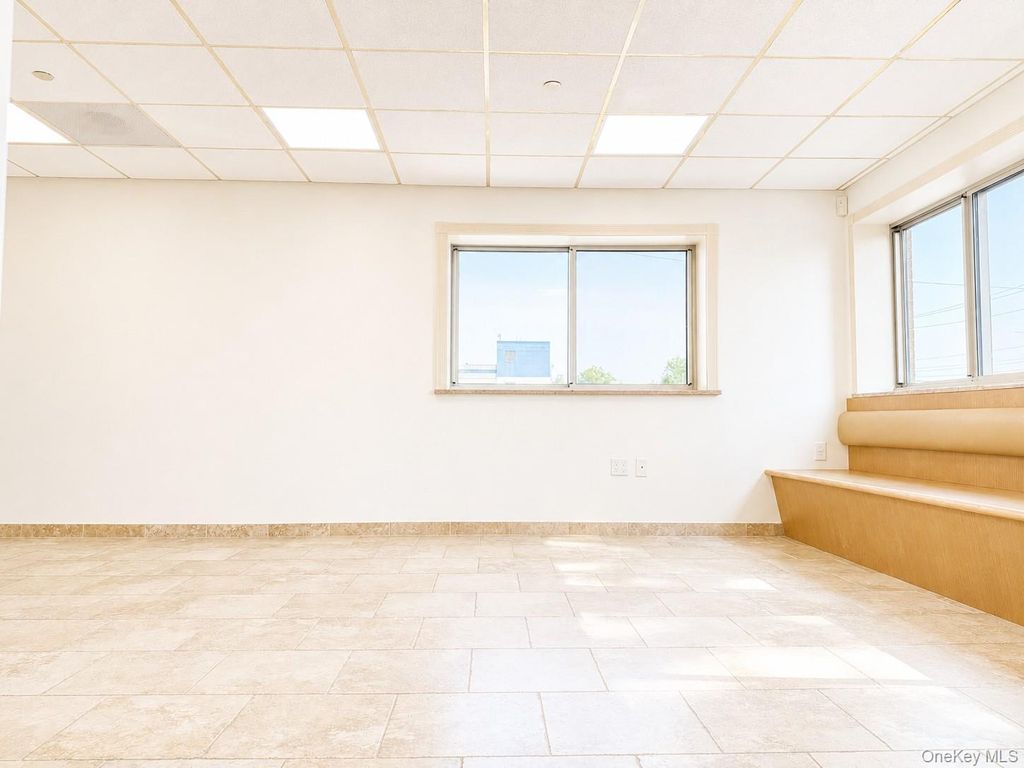 2040 129th Street 2F, College Point, NY 11356 — photo 3