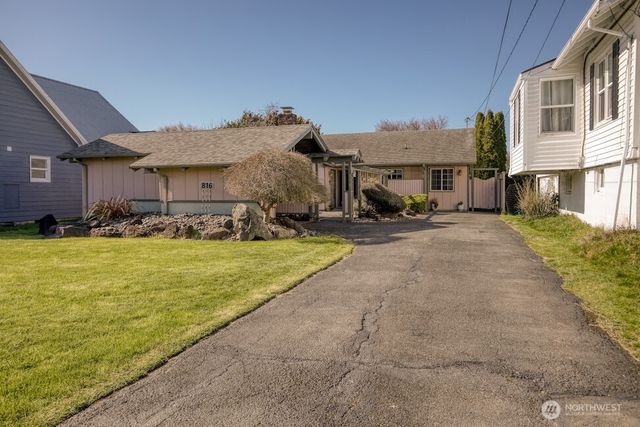 816 Spruce Street, Hoquiam, WA 98550