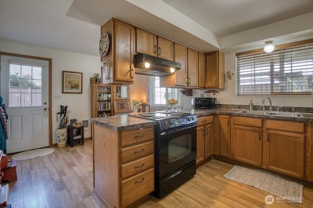 816 Spruce Street, Hoquiam, WA 98550