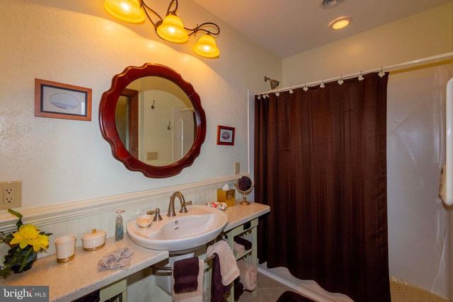 392 POCOSAN MOUNTAIN, Stanardsville, VA 22973