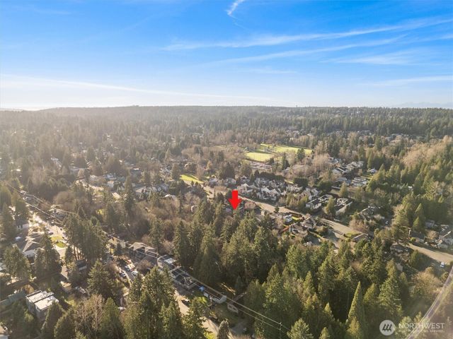 7337 151st Avenue NE, Redmond, WA 98052