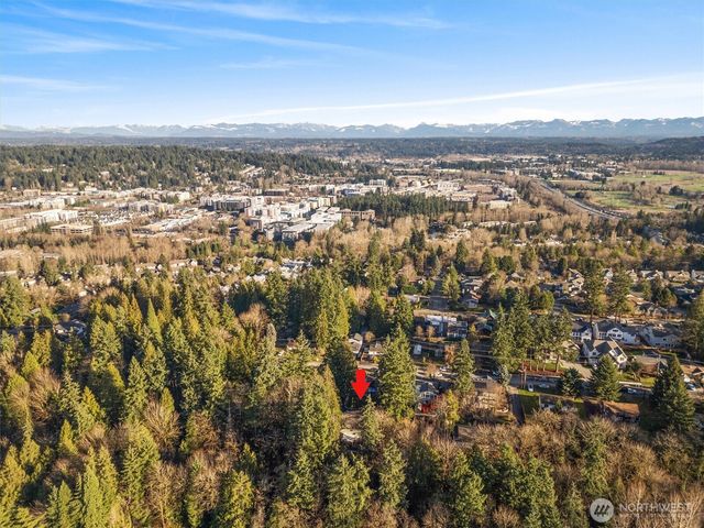 7337 151st Avenue NE, Redmond, WA 98052