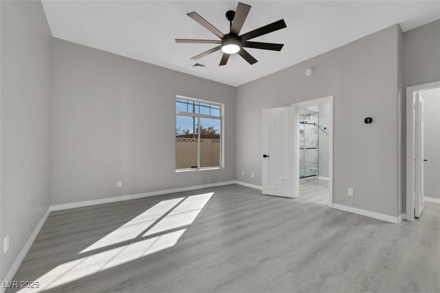 3860 Hildebrand Lane, Las Vegas, NV 89121