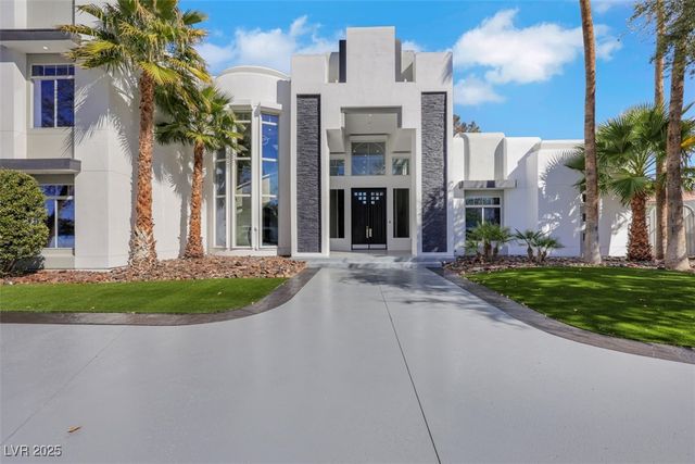 3860 Hildebrand Lane, Las Vegas, NV 89121