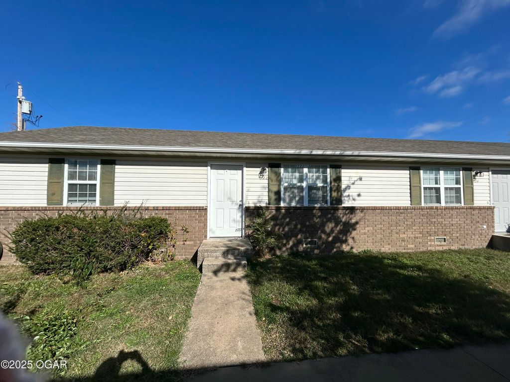 822 S Patterson Avenue, Joplin, MO 64801
