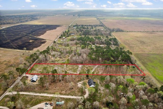 990 County Road 2112, Liberty, TX 77575